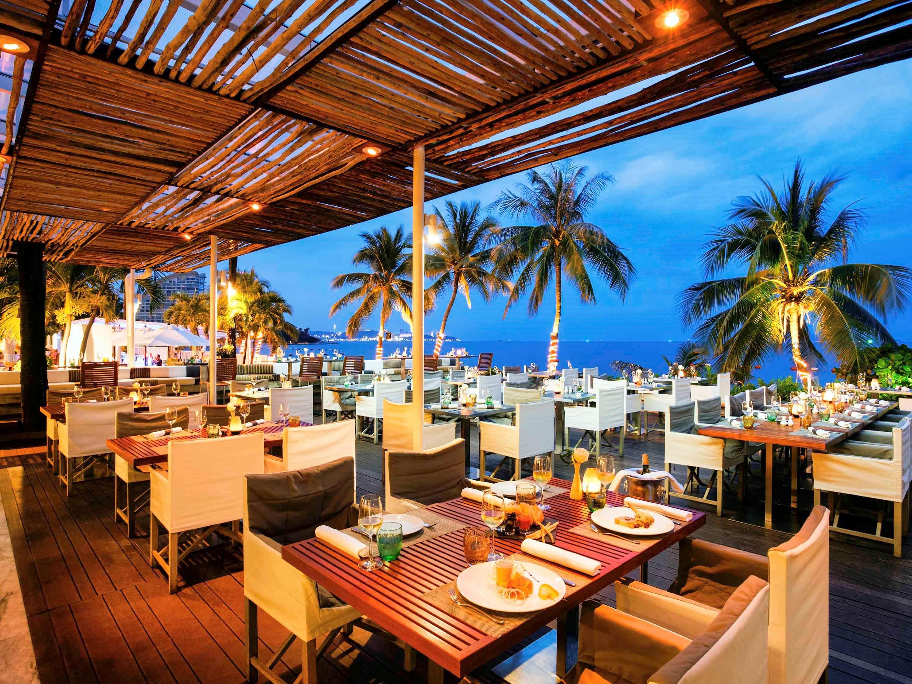 Pullman Pattaya Hotel G מראה חיצוני תמונה The Deck