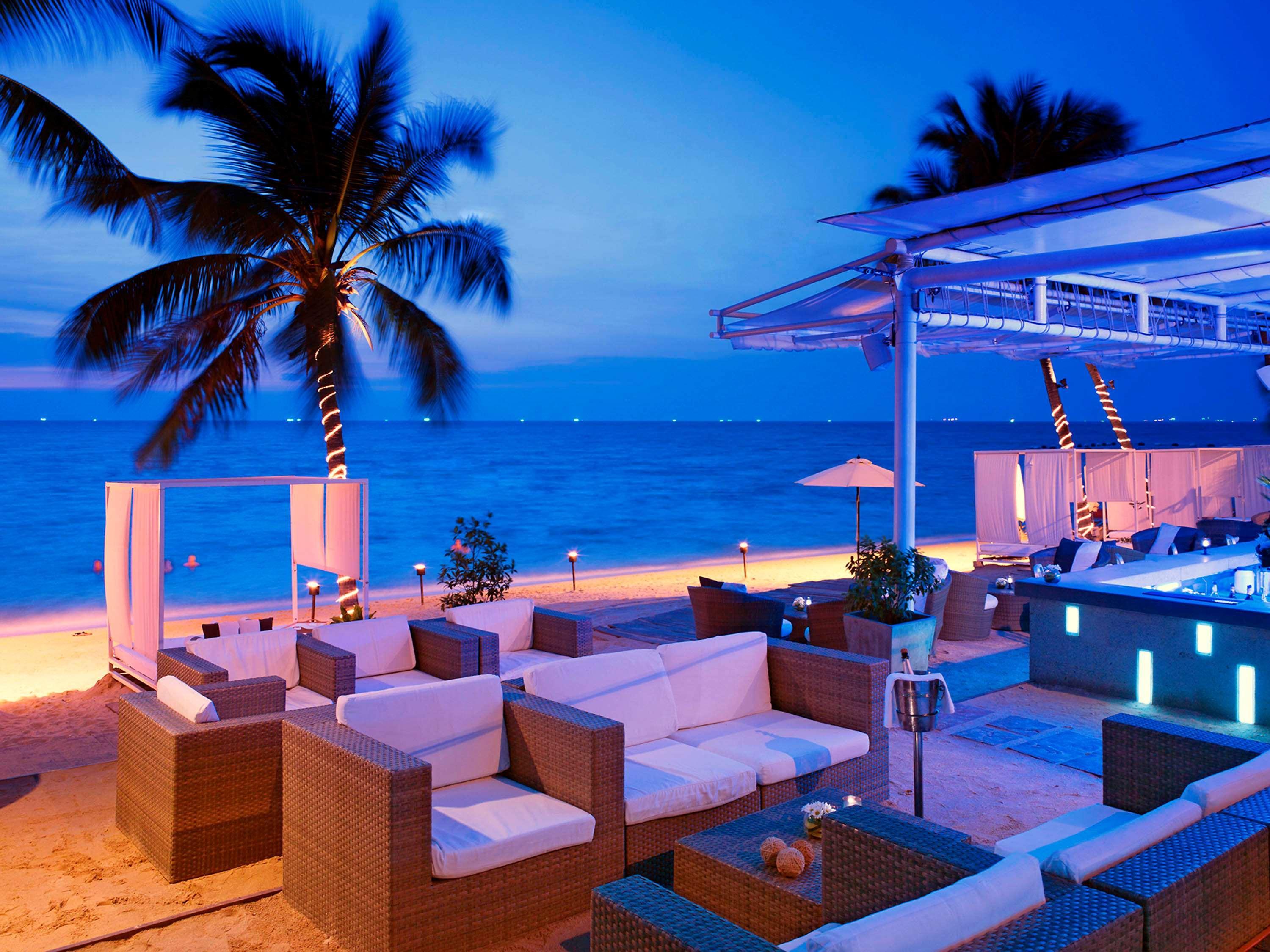 Pullman Pattaya Hotel G מראה חיצוני תמונה The Beach Club at the Hilton Cancun Resort