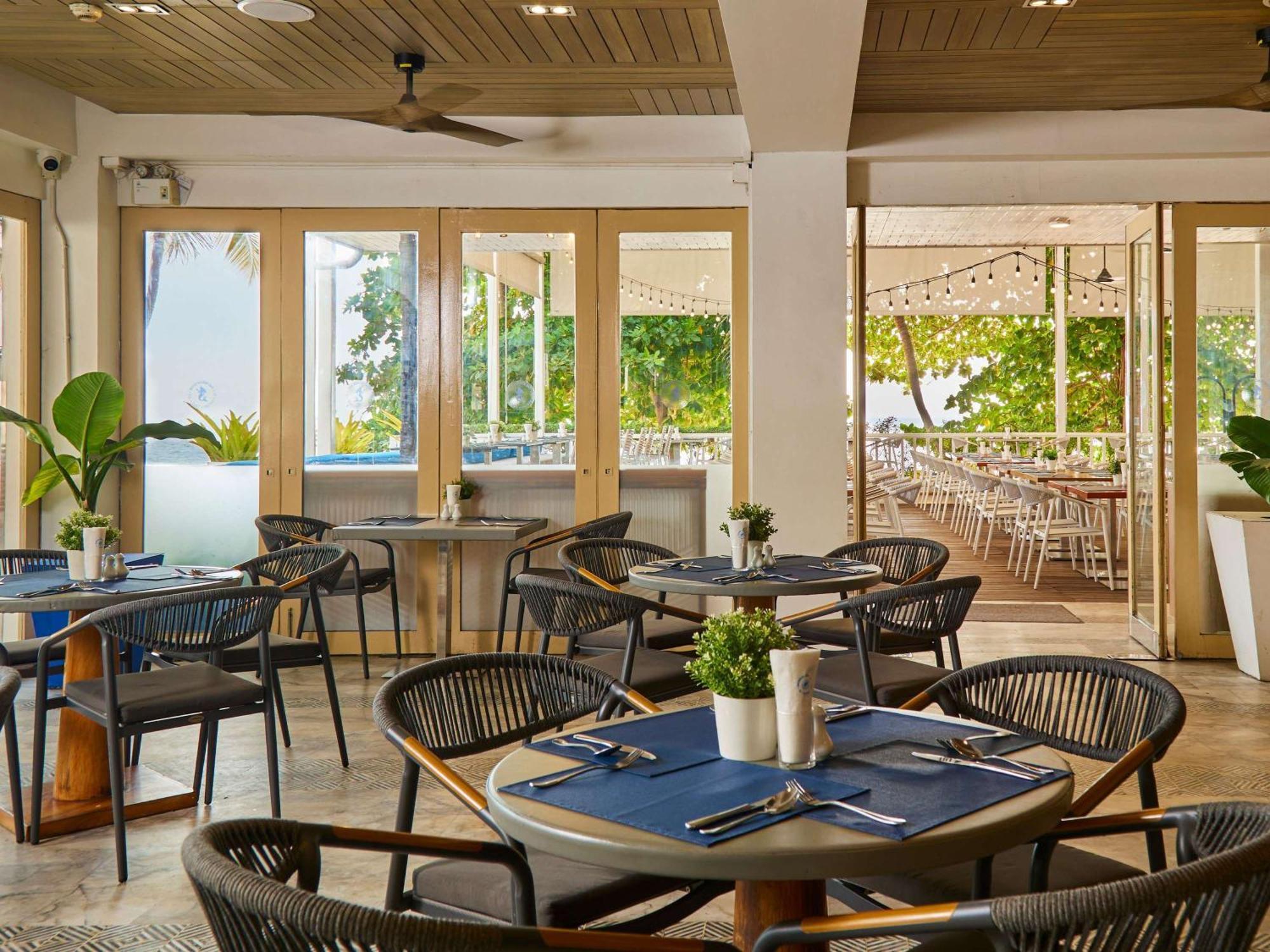Pullman Pattaya Hotel G מראה חיצוני תמונה The Beach Club